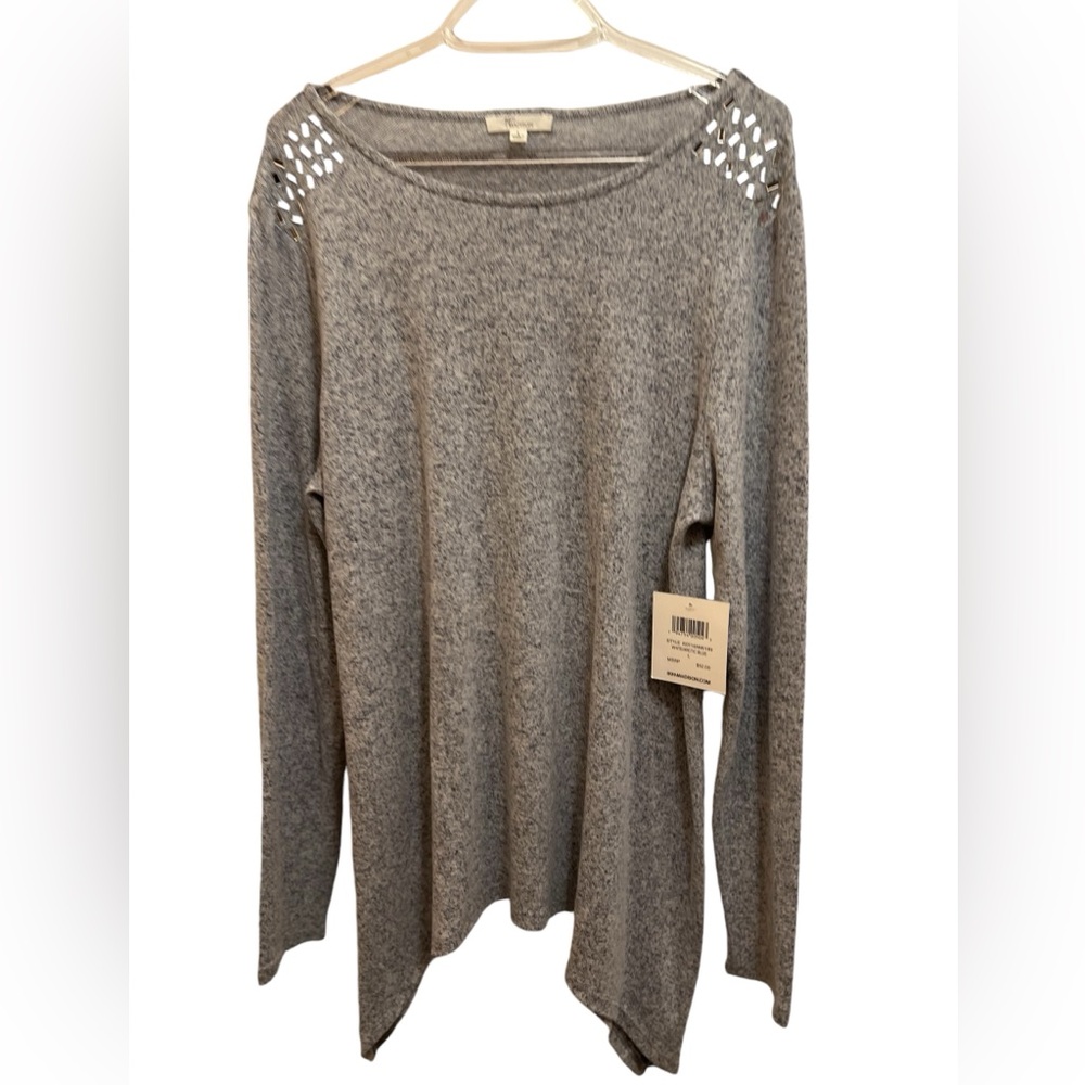 89th + Madison Crystals Accent Long Sleeve Soft Knit Asymmetrical Hem Top Size L